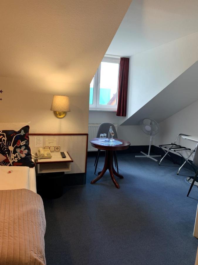 Stadthotel Geis 바트노이슈타트안더살레 외부 사진