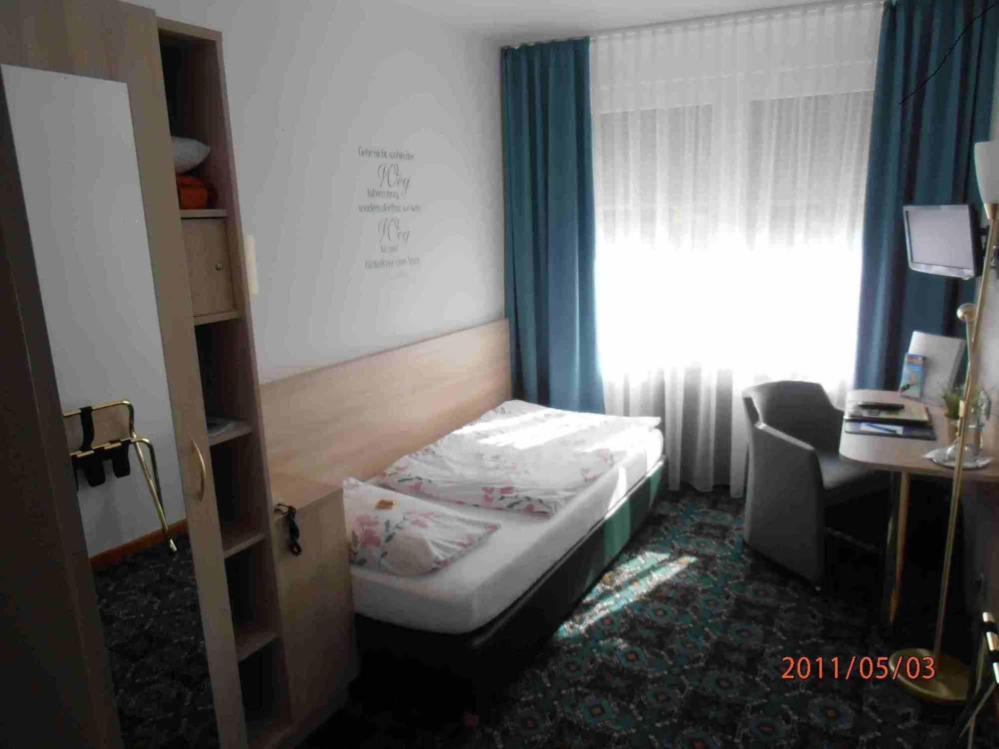 Stadthotel Geis 바트노이슈타트안더살레 외부 사진